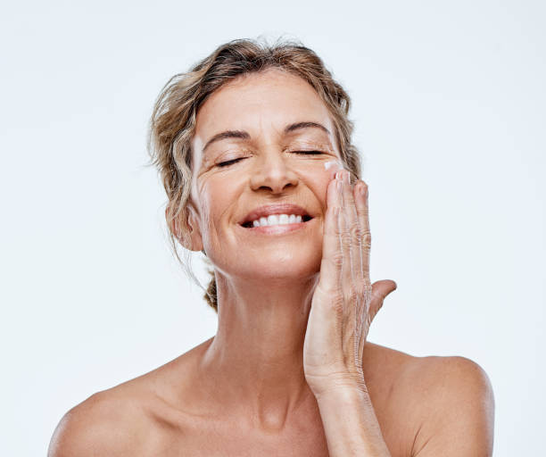 Unlocking Anti-Aging Secrets: Top Ingredients and Techniques for Radiant Skin