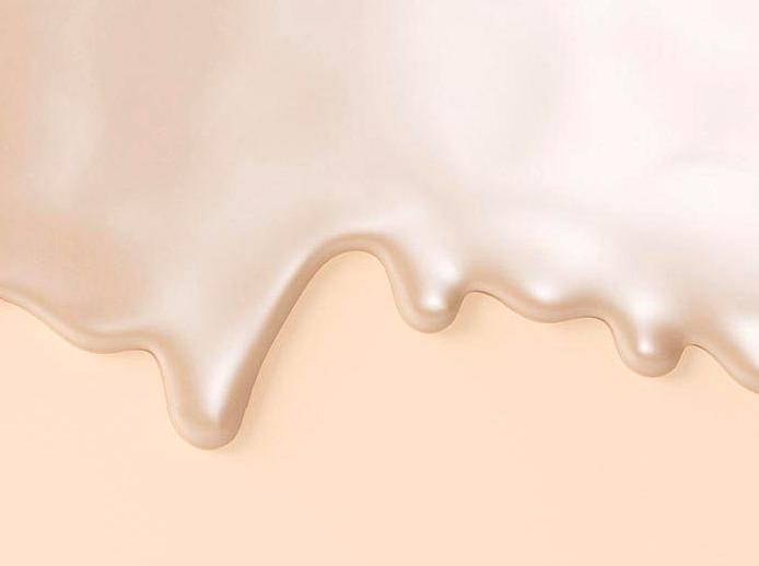 Selecting Between Powder and Liquid Foundations: A Helpful Guide